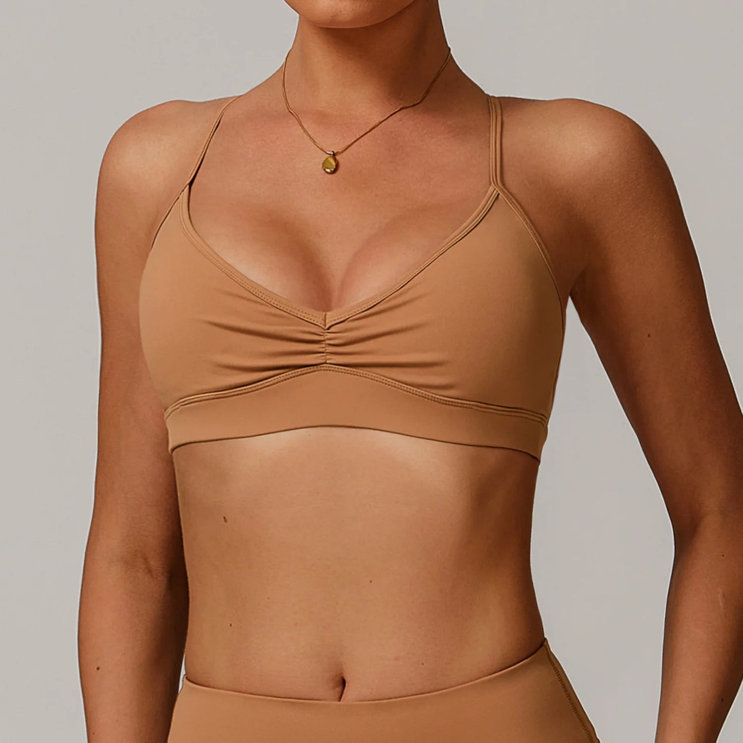 Women's Scrunch Sports Bra Sexy Cross Back Brassiere Breathable Workout Bra Running Gym Top Quick-Dry Yoga Clothing