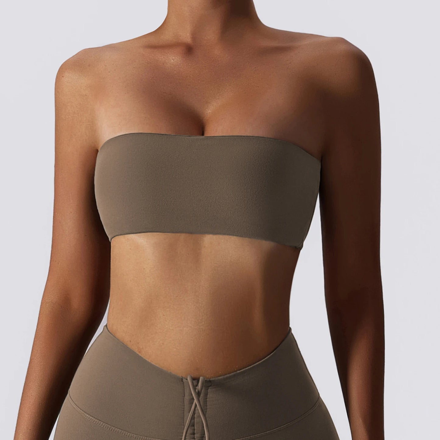 Women's smooth cut sports top