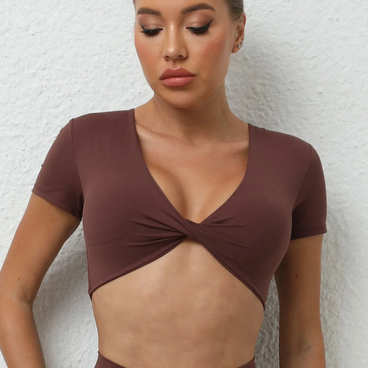 Backless Sports Short Shirts Women Gym Women Fitness Sexy Crop Top Quick-Drying Yoga Clothing Breather Workout Sportswear Women